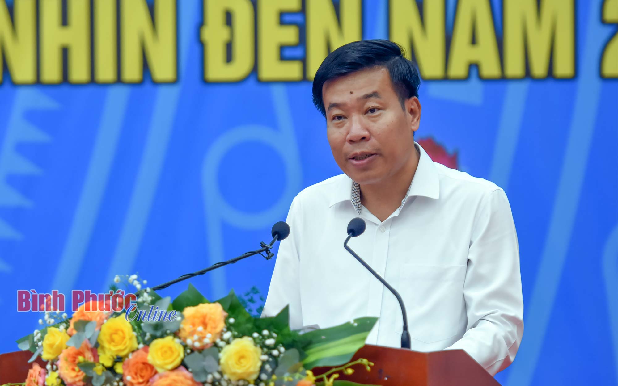 Ủy viên Trung ương Đảng, Bí thư Tỉnh ủy Bình Phước Nguyễn Mạnh Cường phát biểu tại hội thảo.