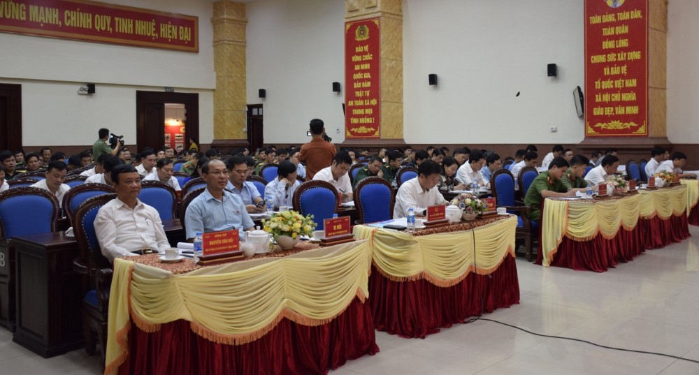 Các đại biểu tham dự hội nghị