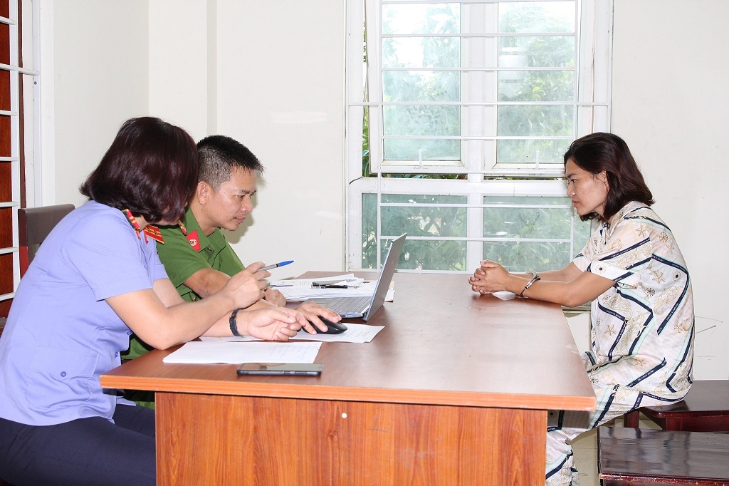 Cơ quan chức năng làm việc với Trần Thị Soa