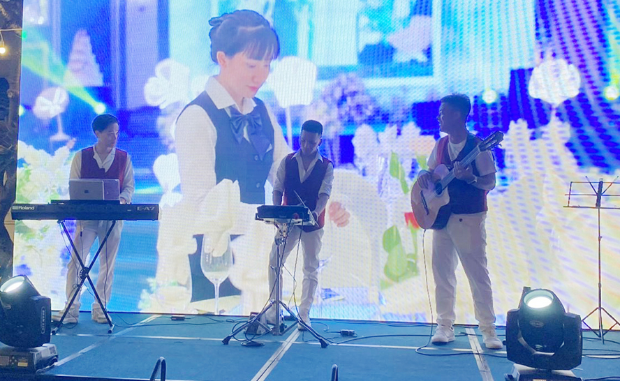 Chương trình ca nhạc chờ đón thời khắc đếm ngược đón năm mới tại Lan Rừng Resort Phước Hải