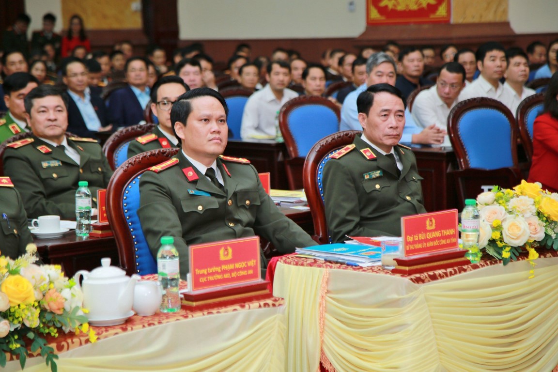 Các đại biểu dự Hội nghị