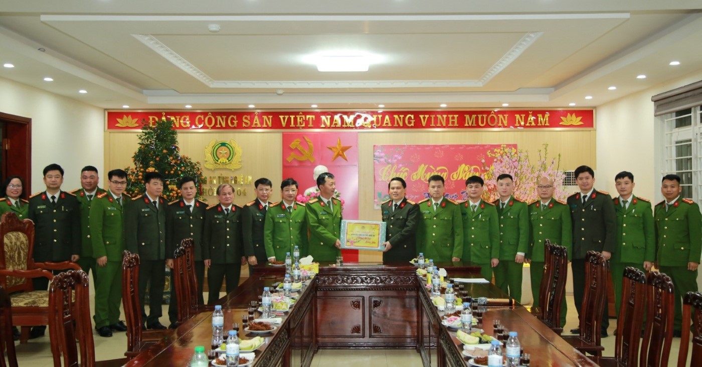 Đoàn công tác kiểm tra, chúc Tết Phòng Cảnh sát điều tra tội phạm về ma túy
