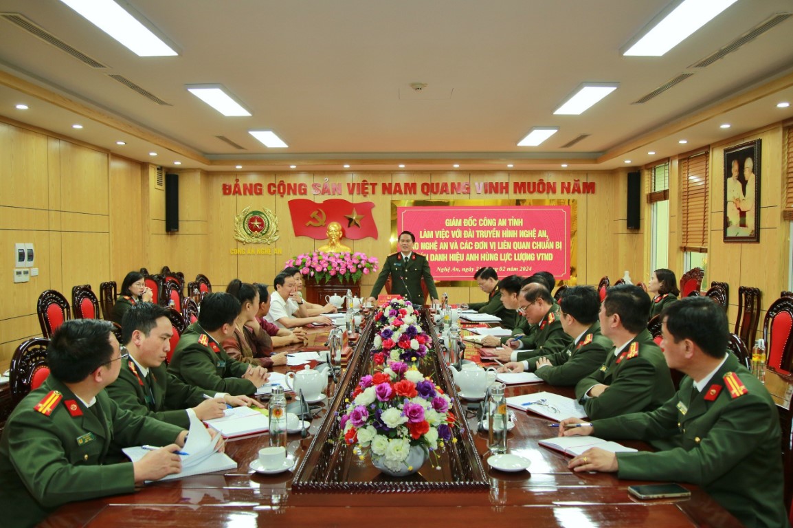 Toàn cảnh buổi làm việc
