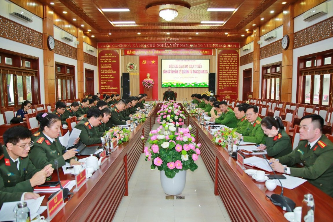 Toàn cảnh hội nghị