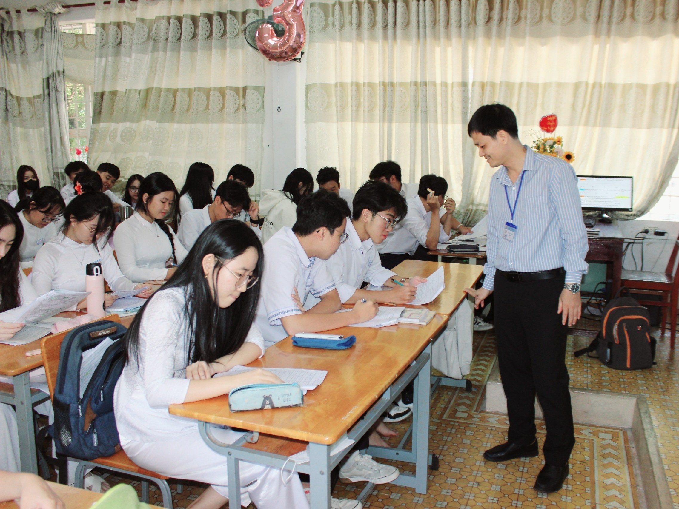 Năm 2024, có 93% HS lớp 12 Trường THPT Châu Thành tham dự kỳ thi đánh giá năng lực.