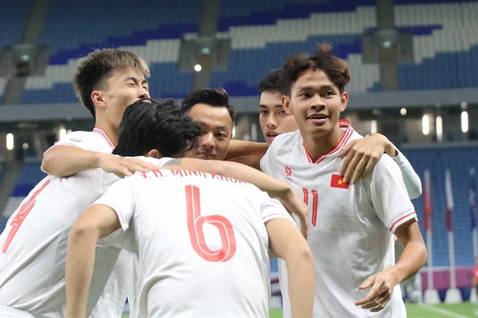 Các cầu thủ U23 Việt Nam mừng chiến thắng. Ảnh: VFF.