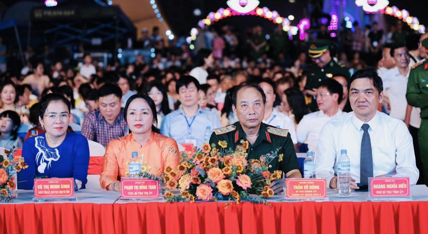 Các đại biểu tham dự