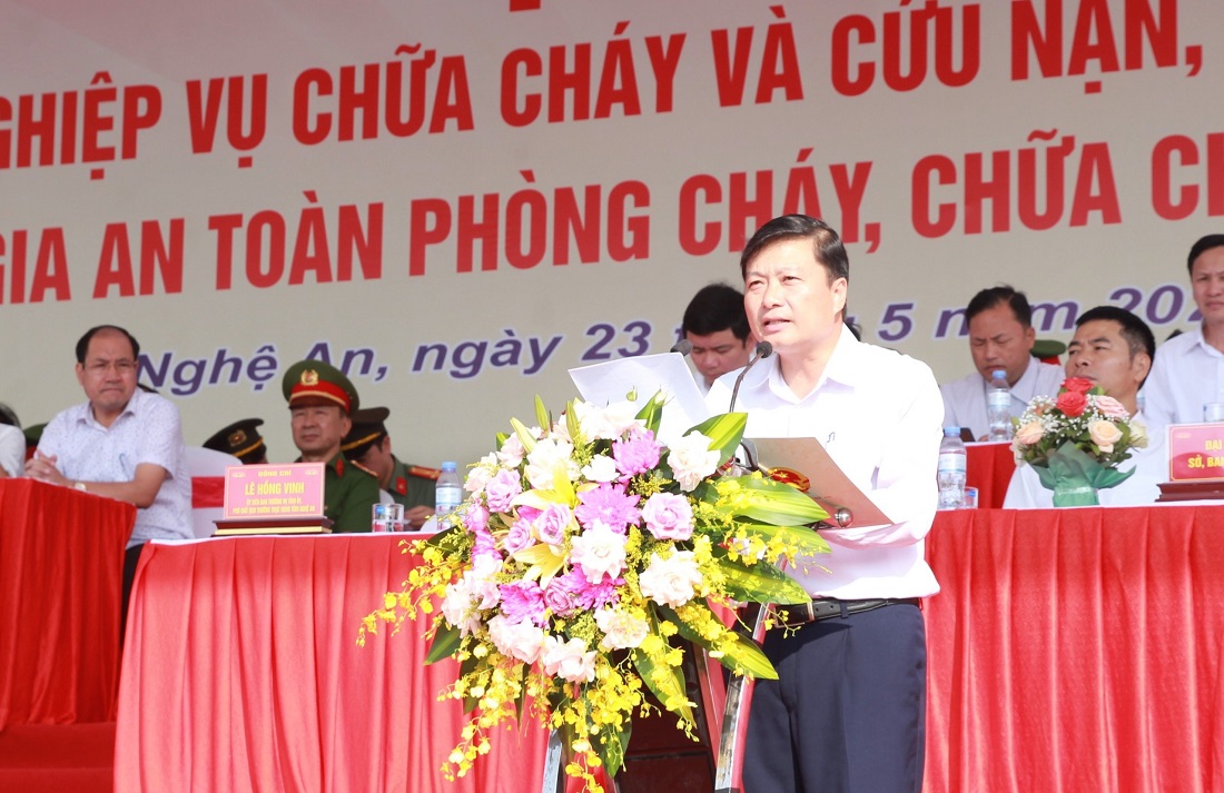 Đồng chí Lê Hồng Vinh, Ủy viên Ban Thường vụ Tỉnh ủy, Phó Chủ tịch Thường trực UBND tỉnh, Trưởng ban Tổ chức Hội thi phát biểu chỉ đạo tại Hội thi