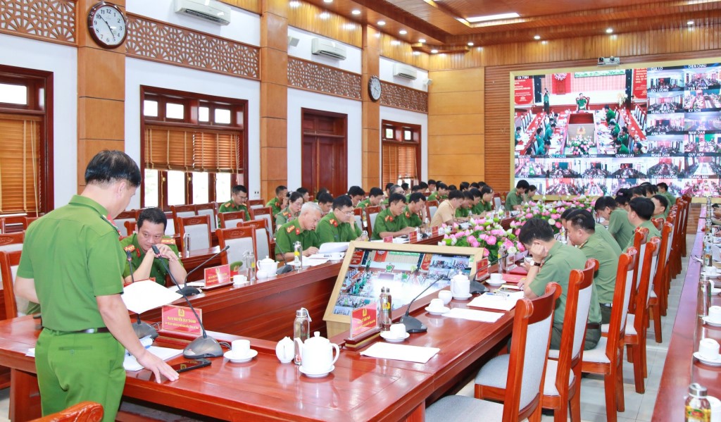 Toàn cảnh Hội nghị