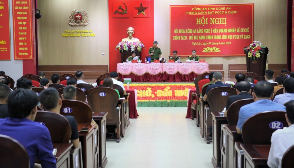 Toàn cảnh Hội nghị