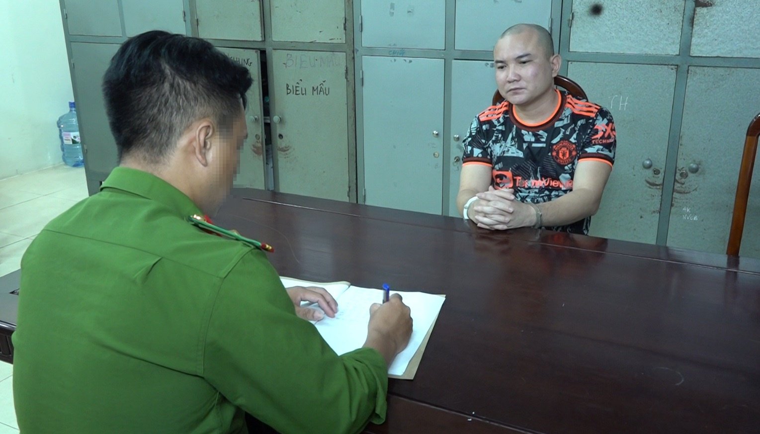 Đối tượng tại Cơ quan Công an
