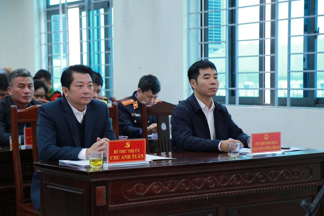 Các đại biểu tham dự 