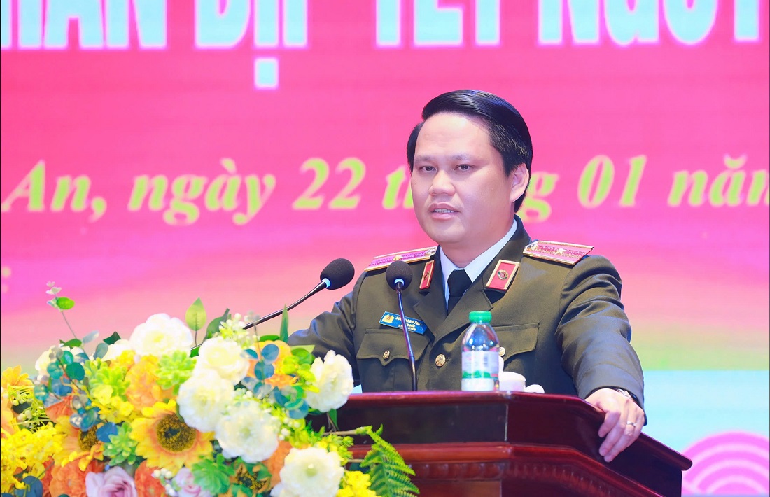 Đồng chí Thiếu tướng Bùi Quang Thanh, Ủy viên Ban Thường vụ Tỉnh ủy, Bí thư Đảng ủy, Giám đốc Công an tỉnh phát biểu