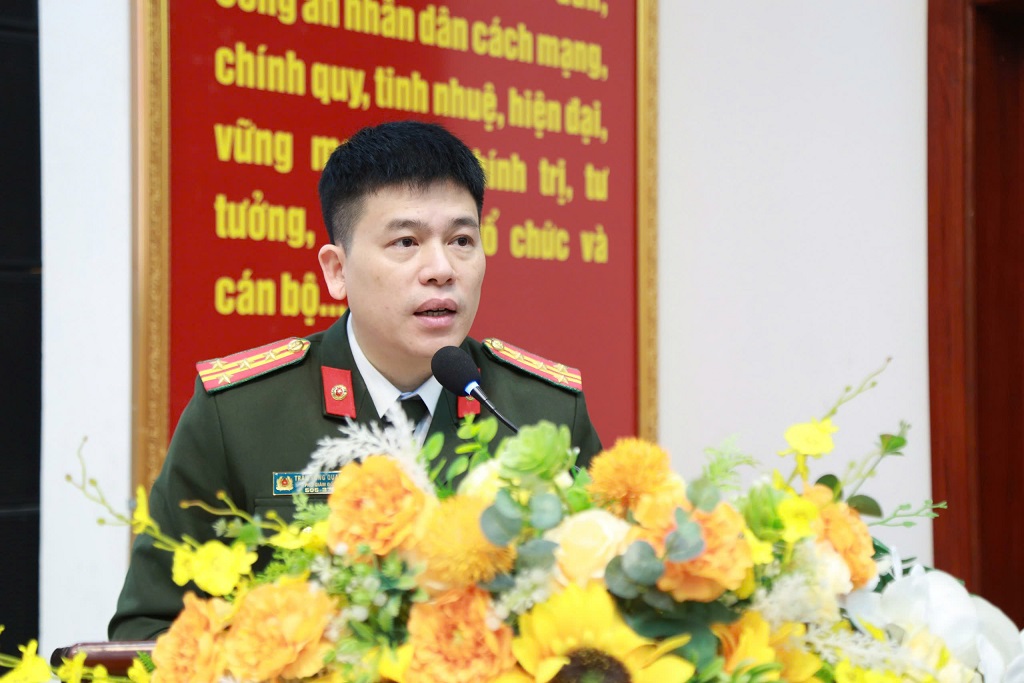 Đồng chí Đại tá Trần Hồng Quang - Phó Bí thư Đảng ủy, Phó Giám đốc Công an tỉnh phát biểu chỉ đạo