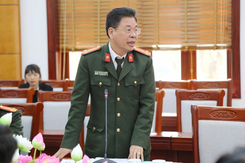 Các đồng chí Lãnh đạo Phòng Quản lý xuất nhập cảnh phát biểu