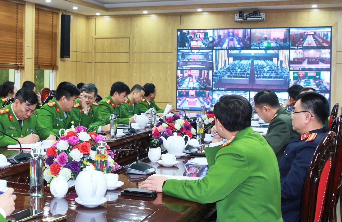 Tại điểm cầu Công an tỉnh Nghệ An