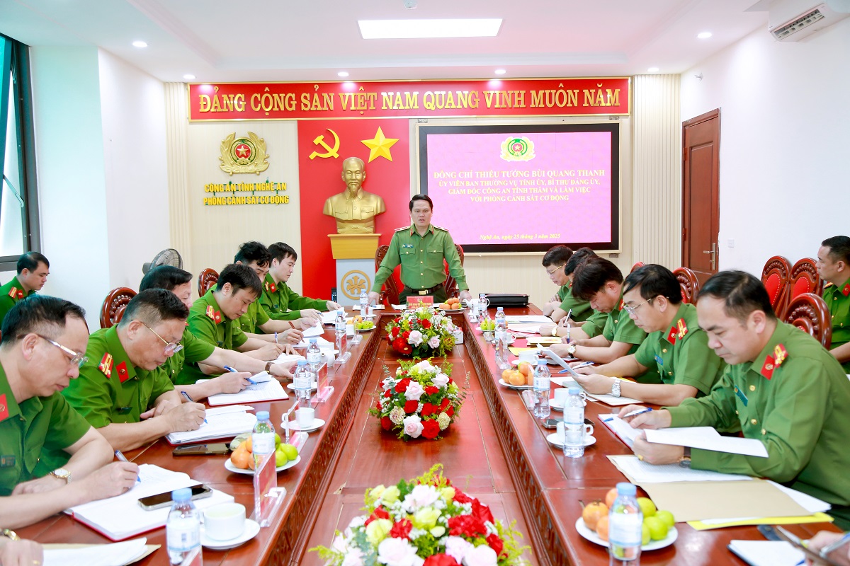 Toàn cảnh buổi làm việc