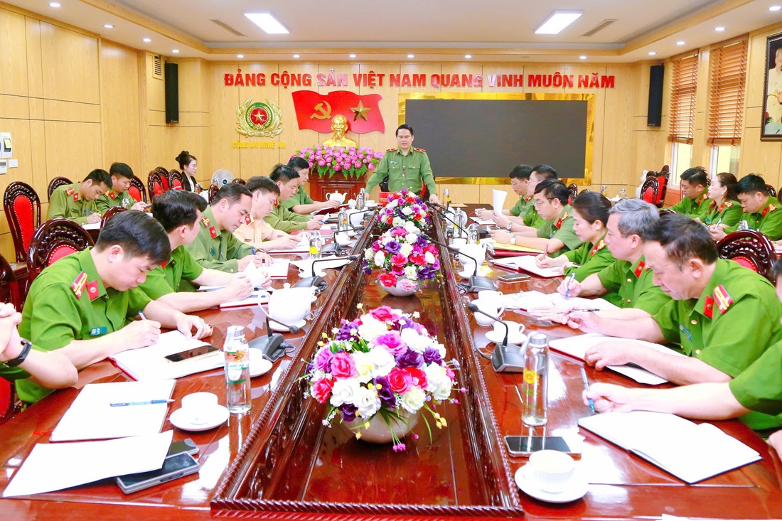 Toàn cảnh buổi làm việc