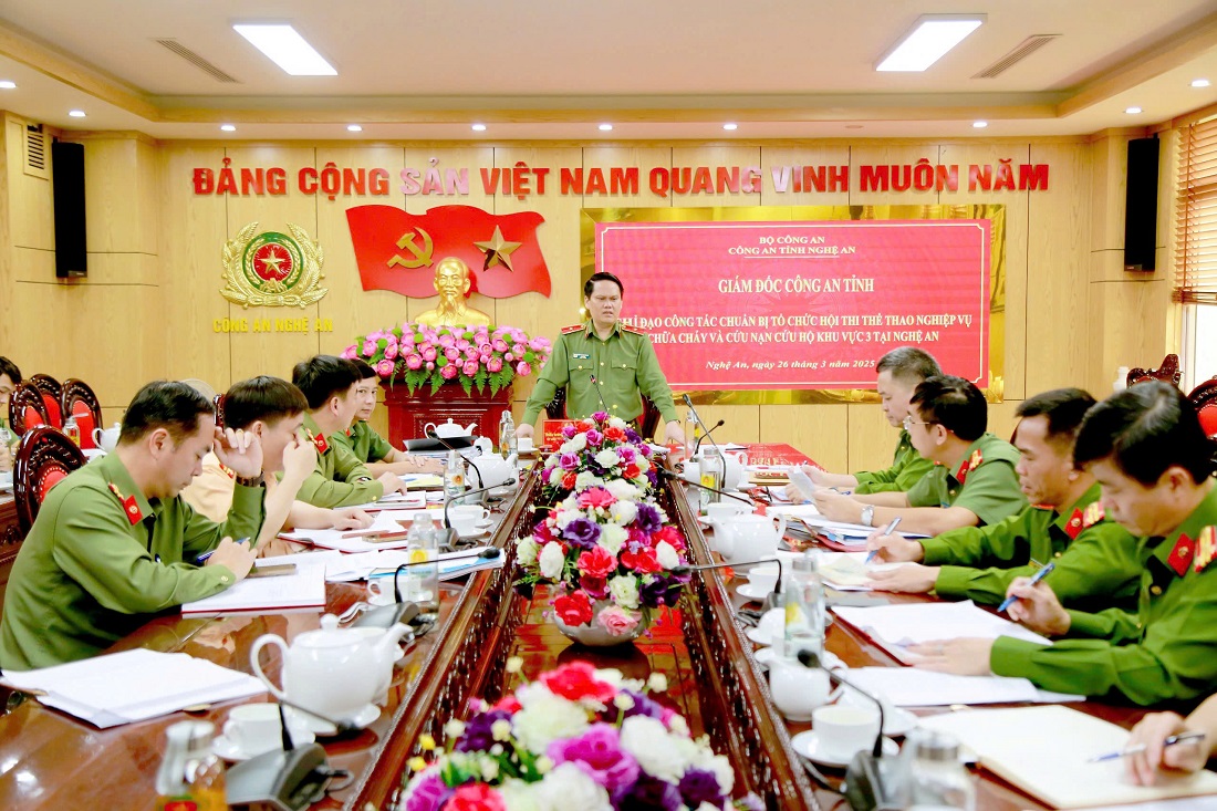 Toàn cảnh buổi làm việc