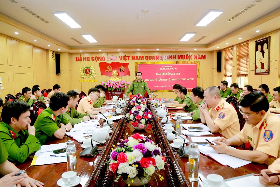 Toàn cảnh buổi làm việc