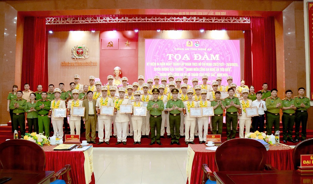 35 cán bộ, đoàn viên Thanh niên Công an Nghệ An tiêu biểu, Công an xã có thành tích xuất sắc được tuyên dương
