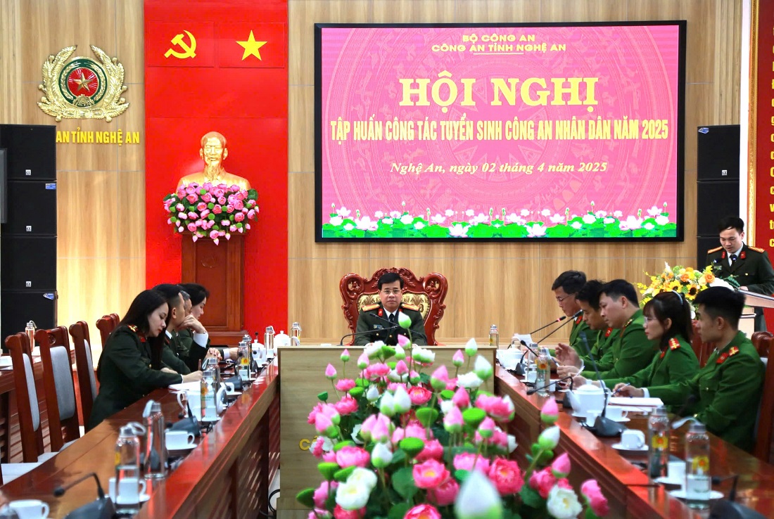 Toàn cảnh Hội nghị