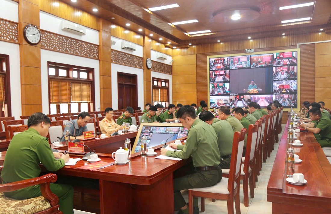 Tại điểm cầu Công an tỉnh Nghệ An