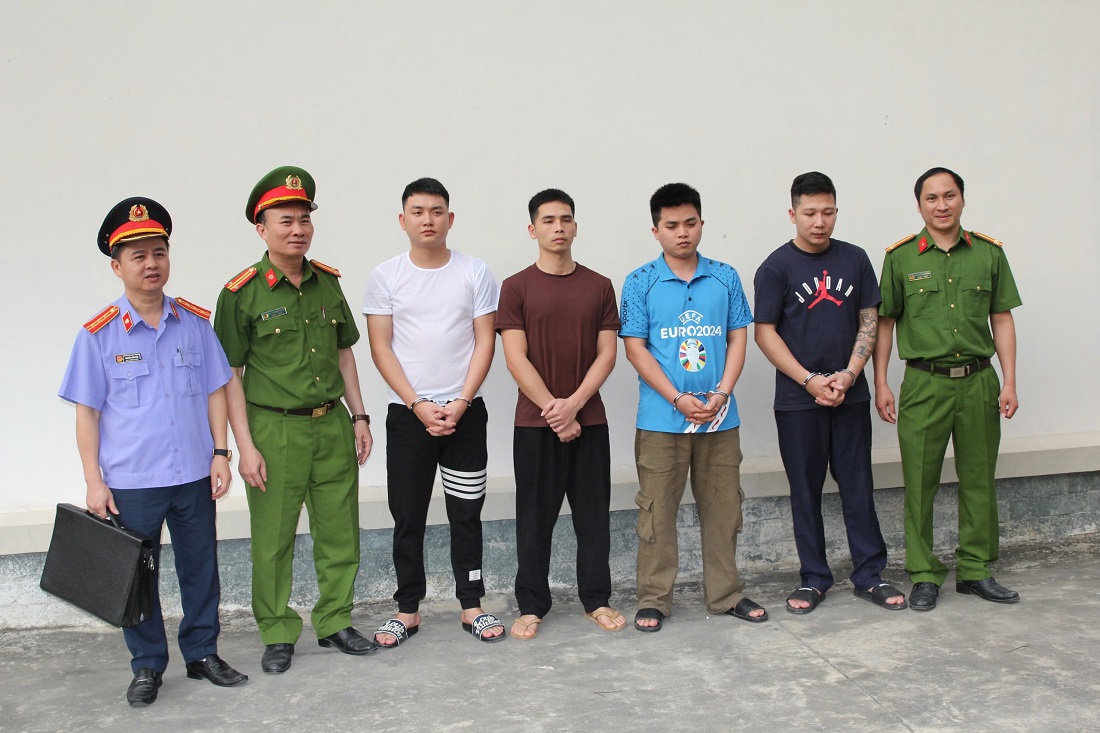 Các đối tượng: Lưu Mạnh Hưởng, Lưu Văn Trung, Trần Khắc Duy và Nguyễn Văn Hướng tại Cơ quan Công an
