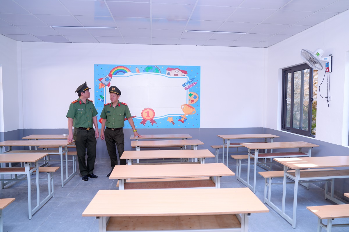 Đoàn thanh niên Công an tỉnh Nghệ An và Đoàn Thanh niên Cục Truyền thông CAND đồng hành cùng công trình từ những ngày đầu