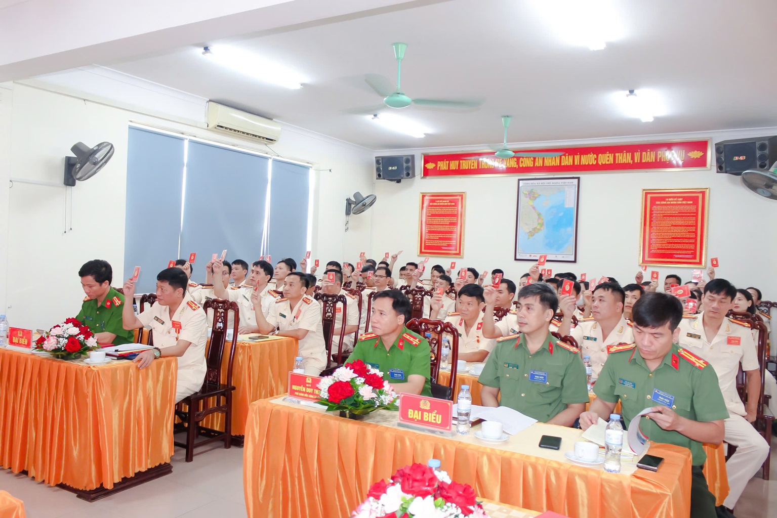 Các đại biểu tham dự Đại hội
