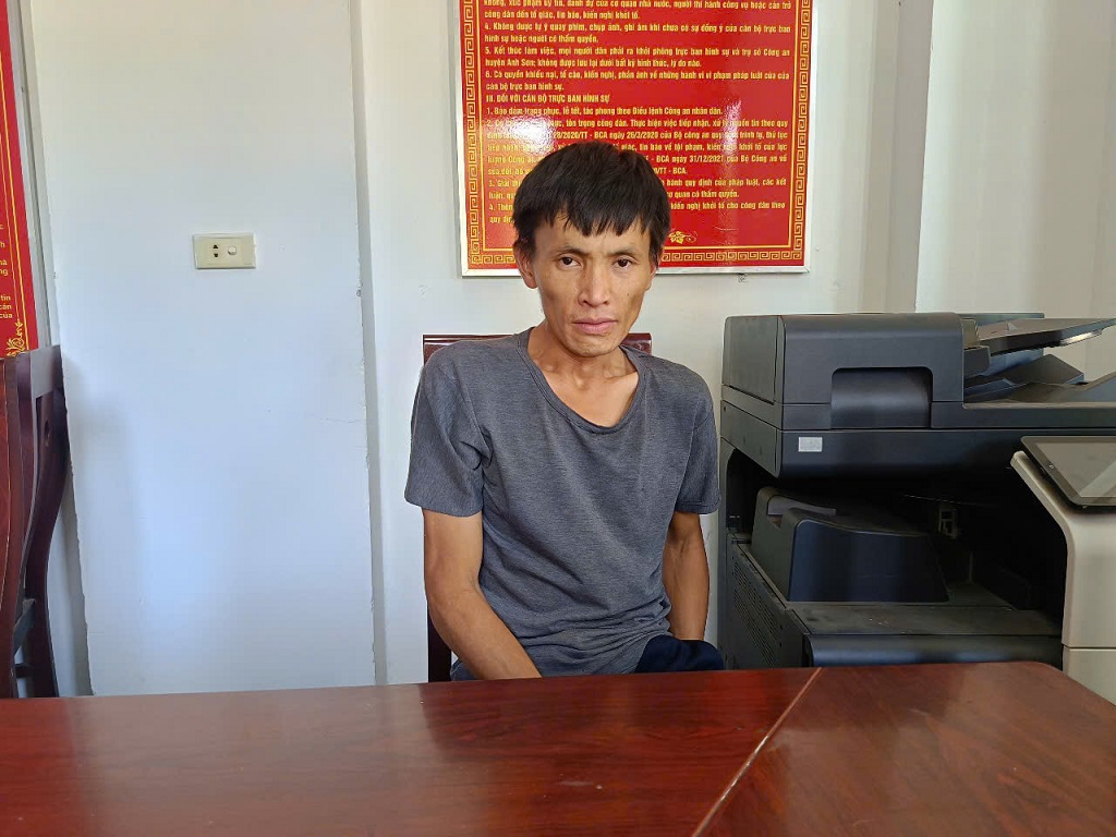 Đối tượng Lầu Bá Vừ   