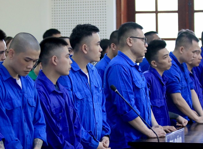 Các bị cáo trong đường dây lừa đảo công nghệ cao từ Campuchia, thao túng tâm lý nạn nhân vừa bị đưa ra xét xử tại Nghệ An