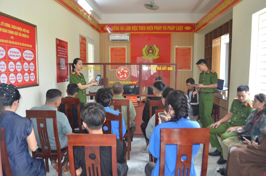 Công an Nghệ An đẩy mạnh chuyển đổi số, phục vụ Nhân dân ngày càng tốt hơn