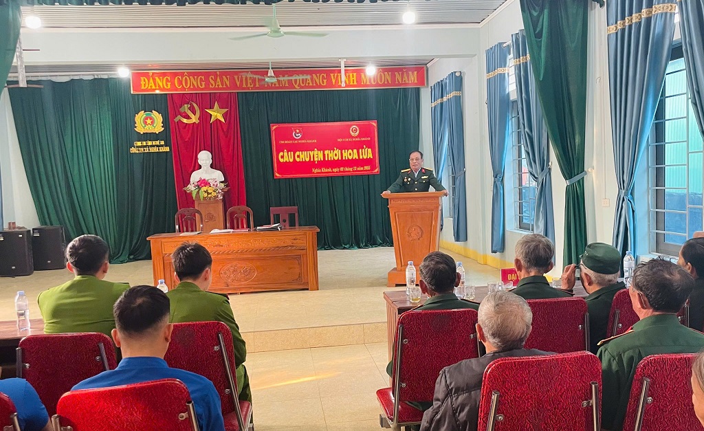 Công an xã Nghĩa Khánh tổ chức tọa đàm “Câu chuyện thời hoa lửa”