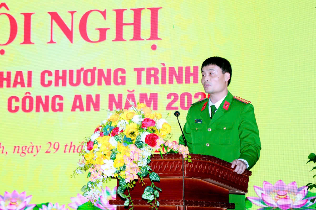 Thượng tá Trần Đình Hà, Trưởng Công an phường phát biểu  