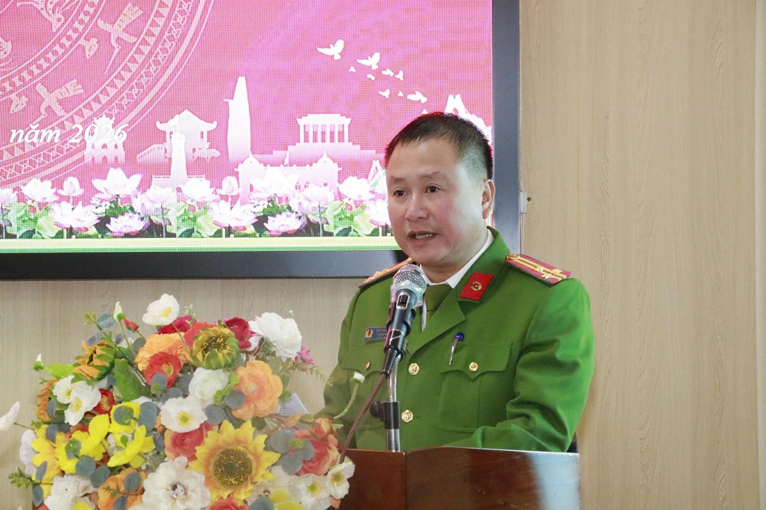 Đồng chí Thượng tá Cao Thanh Hải – Trưởng Phòng Cảnh sát Thi hành án hình sự và Hỗ trợ tư pháp Công an tỉnh phát biểu tại Hội nghị