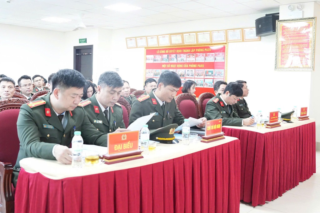 Đại biểu tham dự