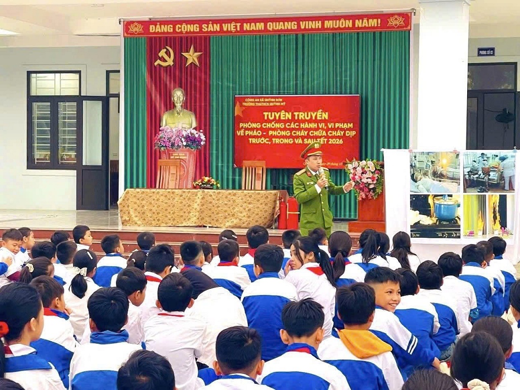 Một số hình ảnh tuyên truyền tại trường học