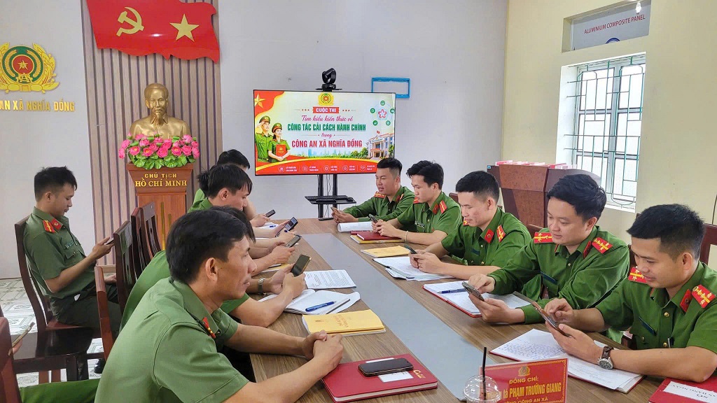 Công an xã Nghĩa Đồng đẩy mạnh cải cách hành chính thông qua cuộc thi trực tuyến