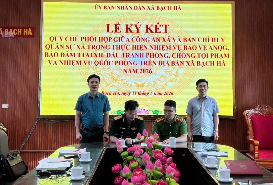 Công an xã và Ban Chỉ huy Quân sự xã ký kết Quy chế phối hợp