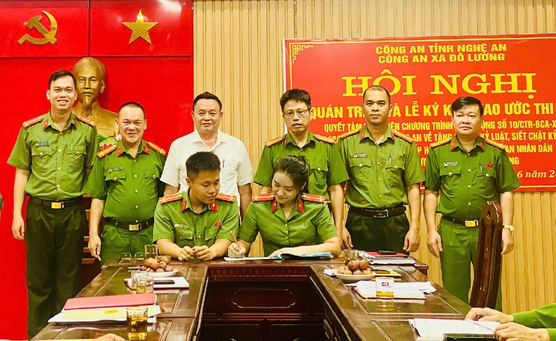 Quán triệt, ký giao ước thi đua thực hiện Chương trình hành động số 10 của Bộ Công an