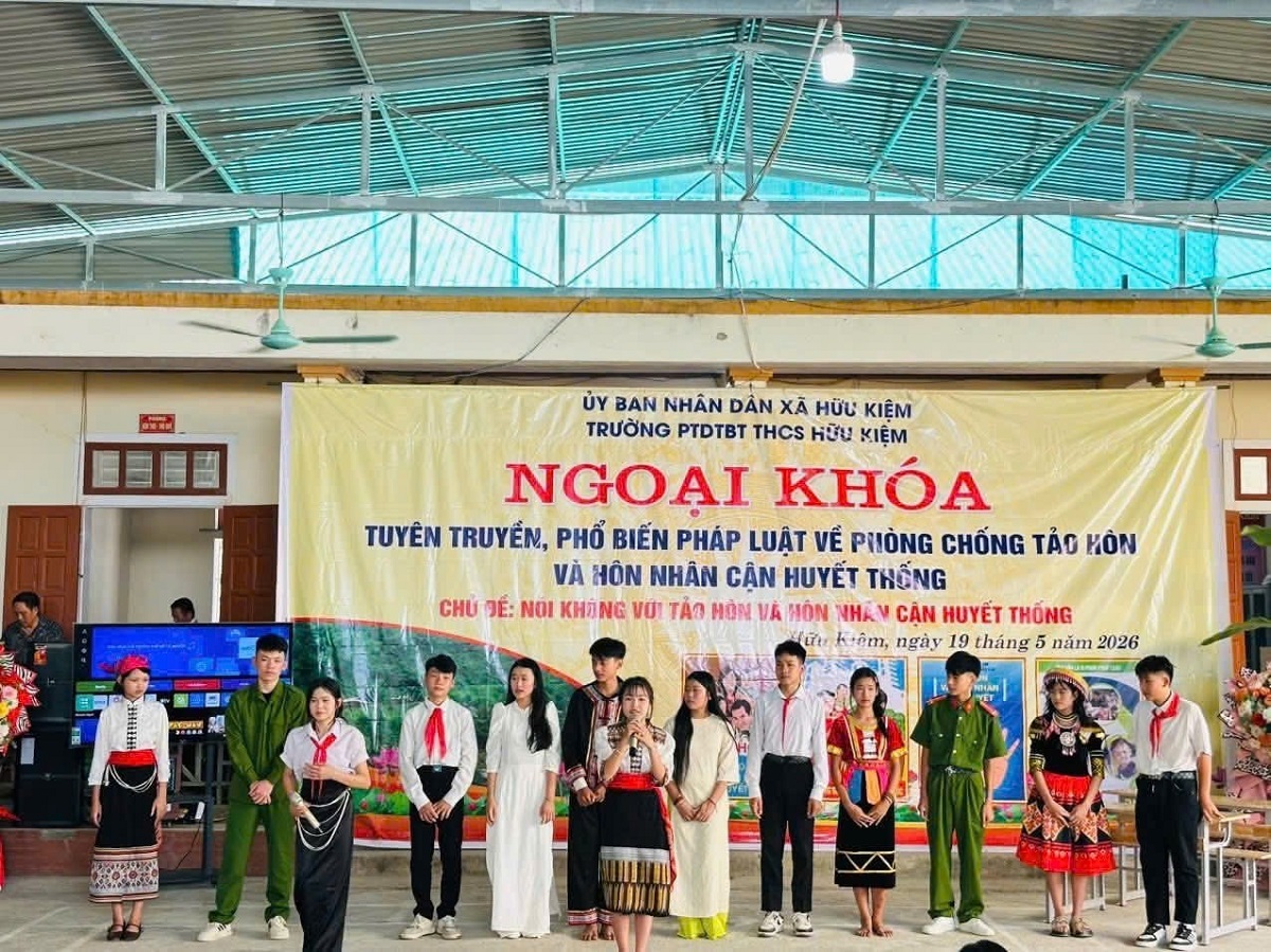 Chương trình ngoại khóa tuyên truyền, PBPL về phòng, chống tảo hôn và hôn nhân cận huyết thống