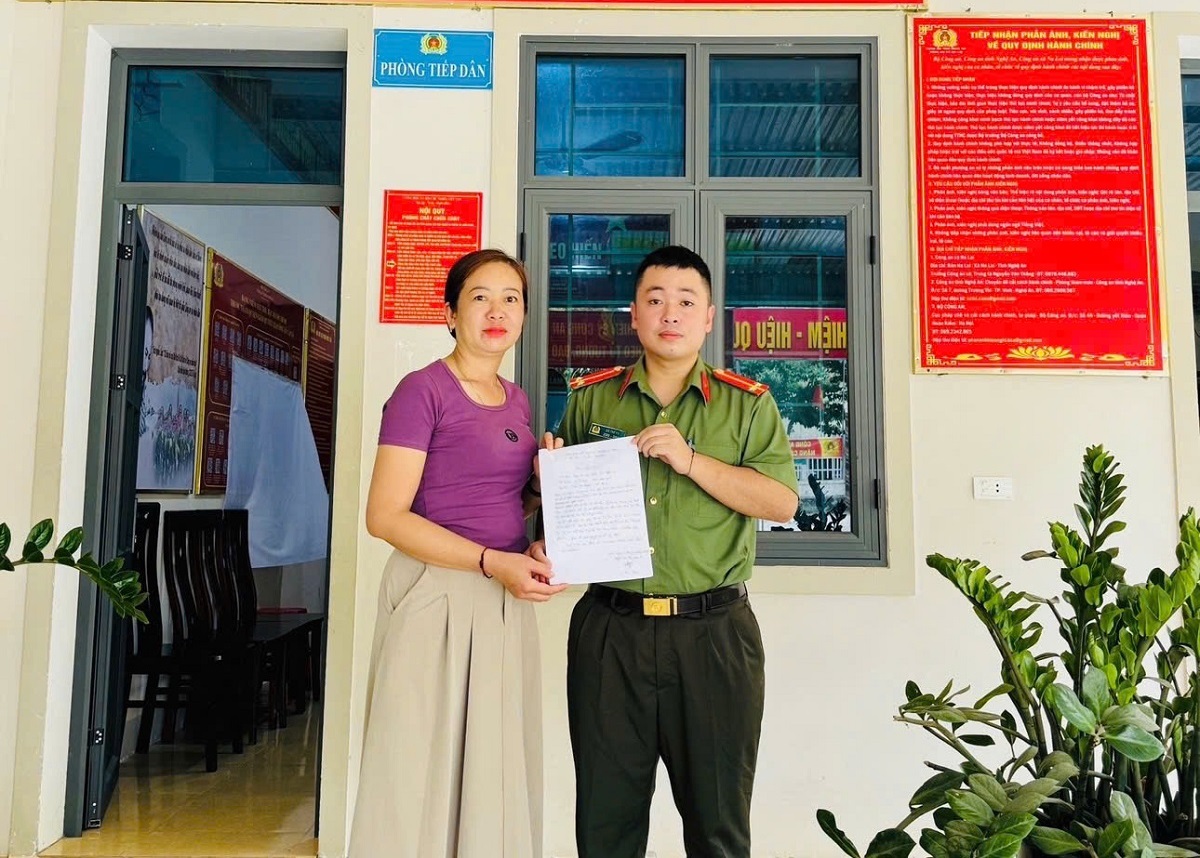 Chị Lô Thị Nga gửi thư cảm ơn đến tập thể cán bộ Công an xã Na Loi