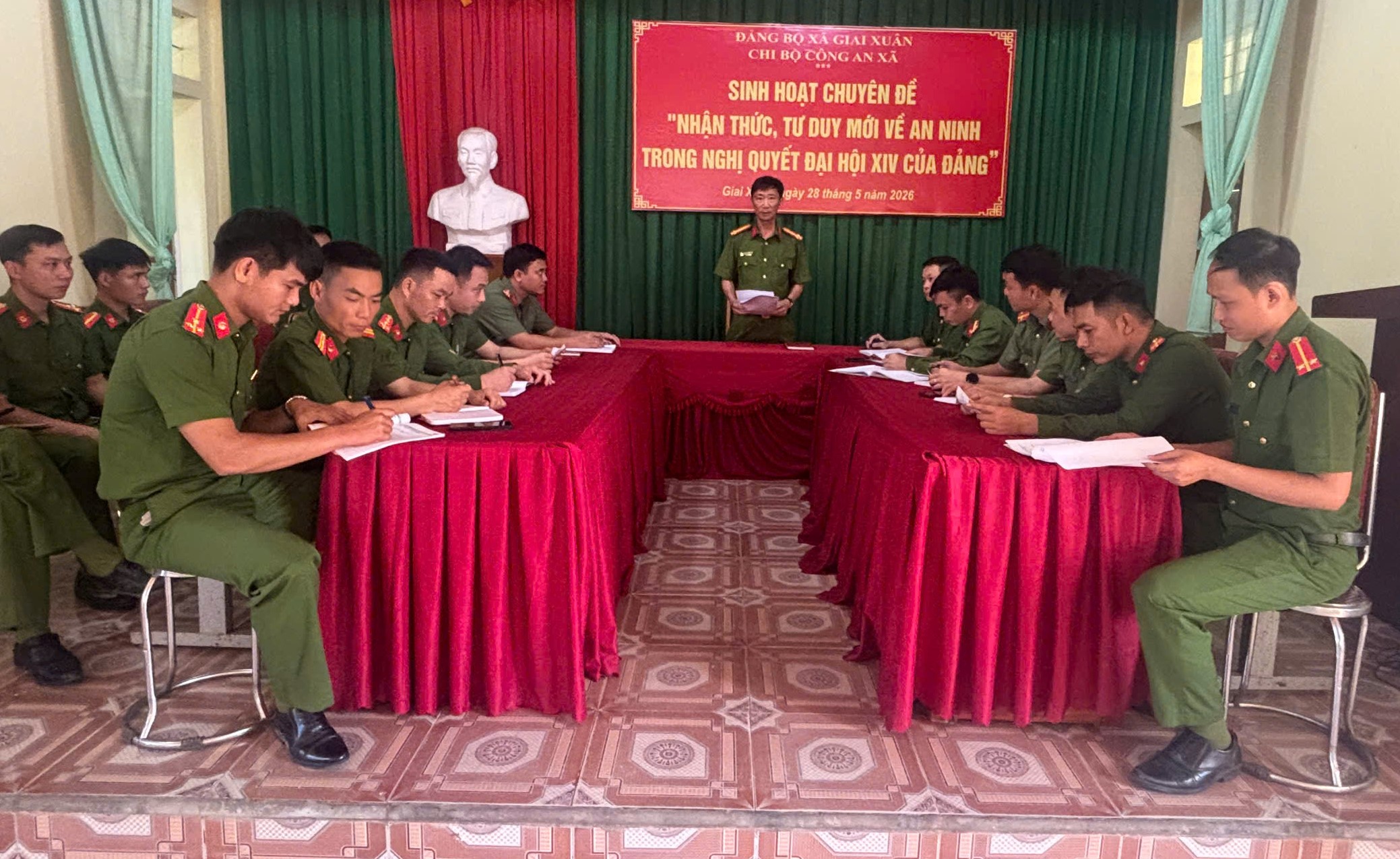 Tại buổi sinh hoạt chuyên đề