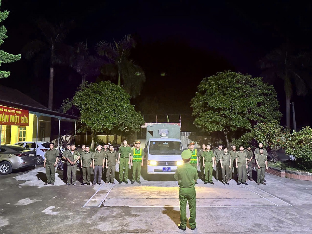 Công an xã Cát Ngạn mở đợt cao điểm phòng ngừa, đấu tranh, xử lý tình trạng thanh, thiếu niên, học sinh vi phạm pháp luật