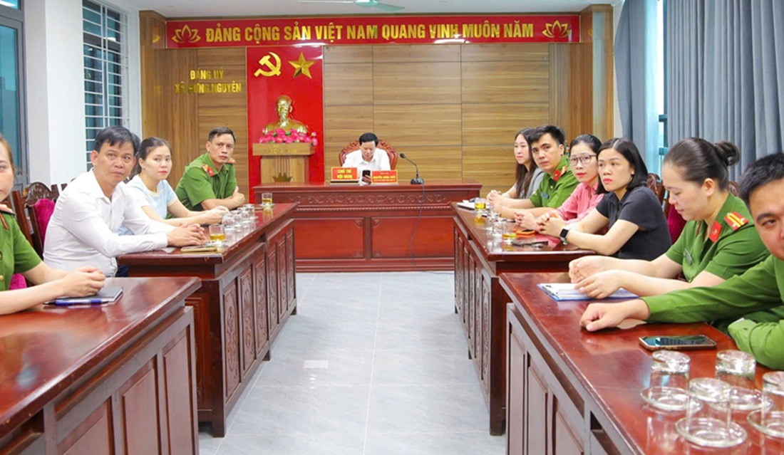 Công an xã Hưng Nguyên tham dự phiên tòa trực tuyến