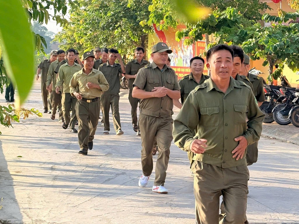 Công an xã Kim Bảng tổ chức lễ mít tinh, chạy phong trào và phát động toàn dân tố giác tội phạm ma túy qua đường dây nóng