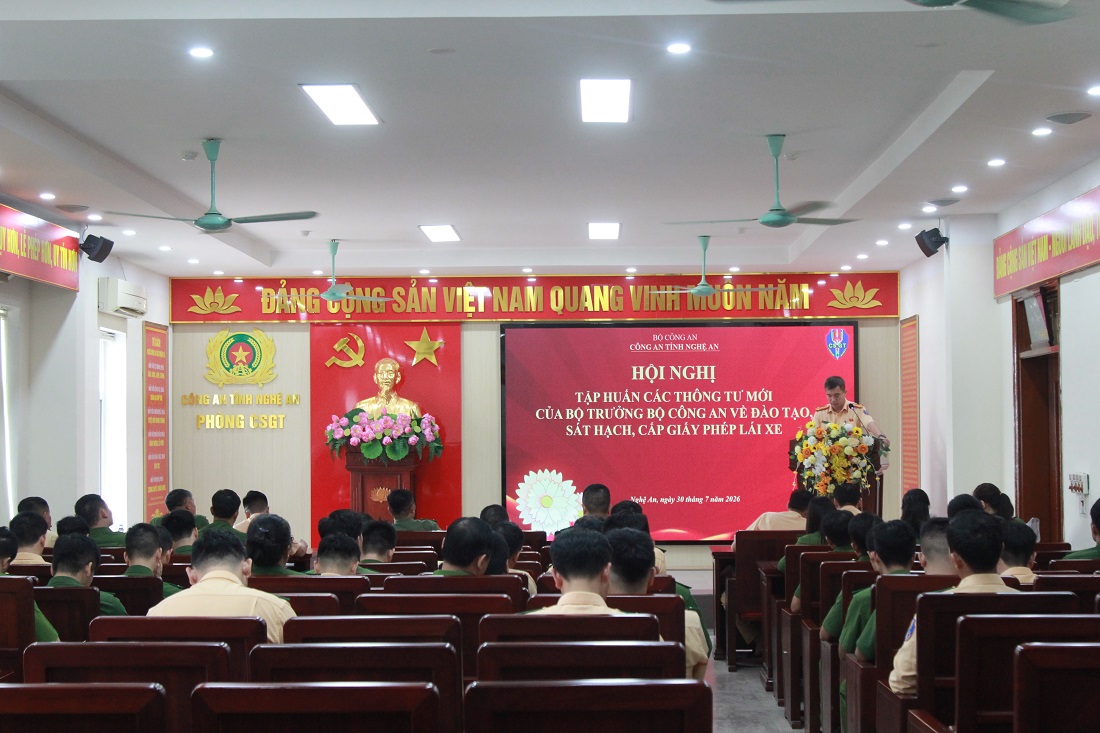 Tập huấn, tuyên truyền các thông tư mới của Bộ trưởng Bộ Công an về công tác đào tạo, sát hạch, cấp giấy phép lái xe