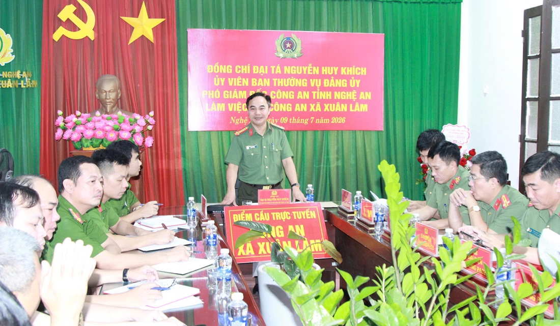 Toàn cảnh buổi làm việc