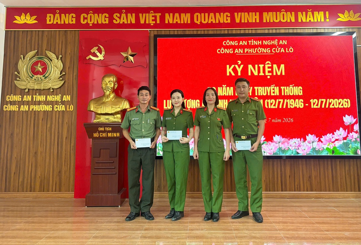 Hoạt động kịp thời, ý nghĩa, động viên tinh thần cán bộ, chiến sĩ trong đơn vị